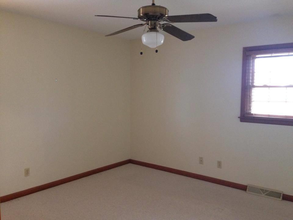 50 Dogwood Ln, Toccoa, GA 30577 photo 3