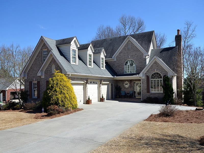 2575 Ginger Dr, Buford, GA 30519 photo 1