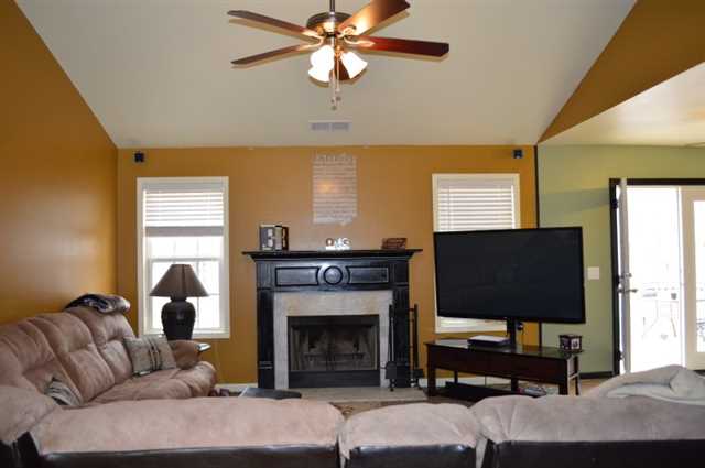 7015 Cedar Ct, Gainesville, GA 30506 photo 4