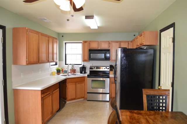 7015 Cedar Ct, Gainesville, GA 30506 photo 6