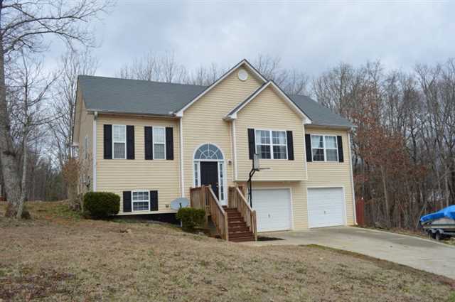 7015 Cedar Ct, Gainesville, GA 30506 photo 1