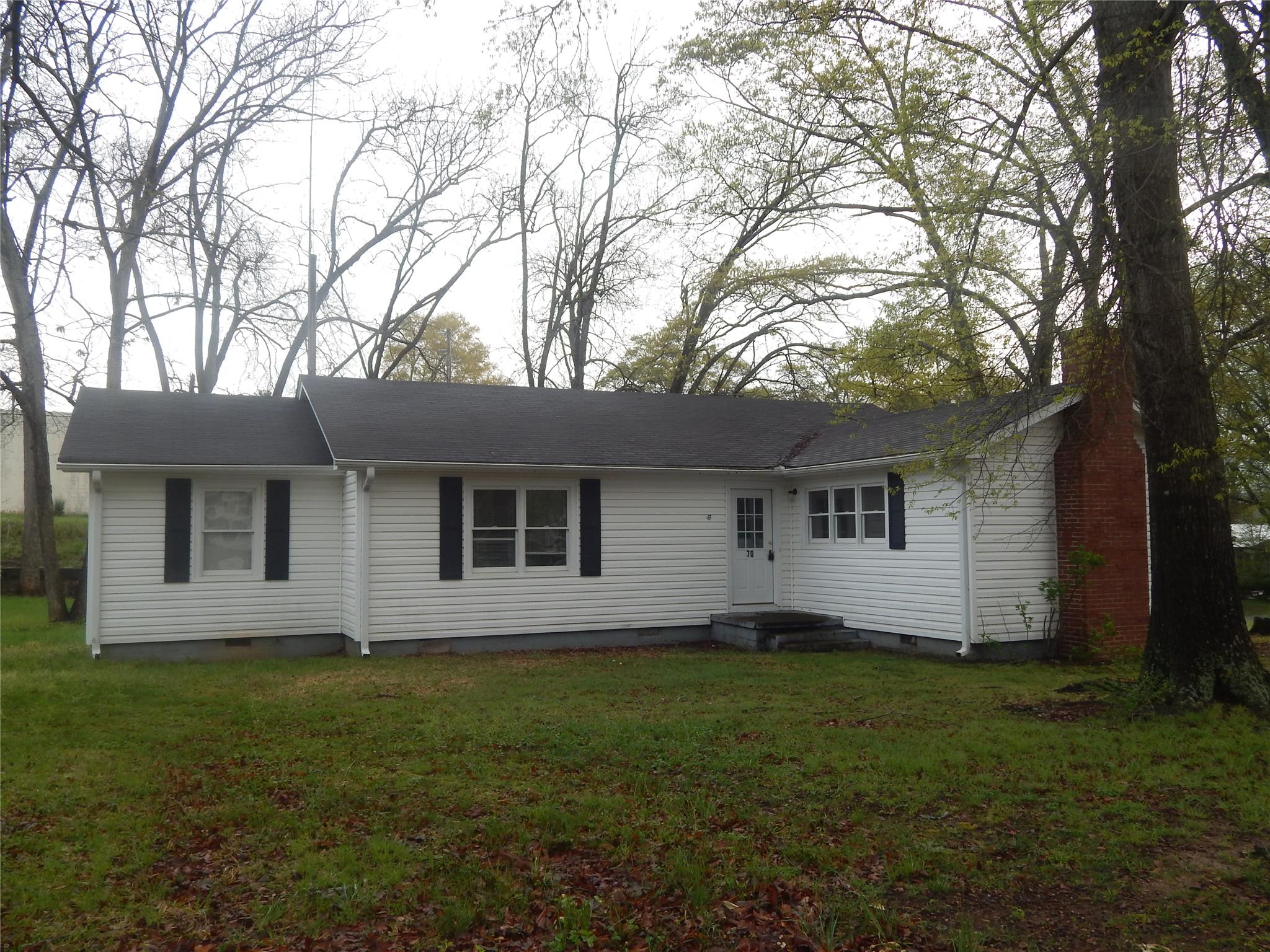 70 Hood St, Commerce, GA 30529 photo 6