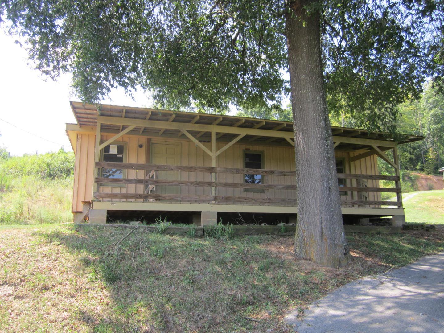 199 Old Mill Rd, Rydal, GA 30171 photo 1