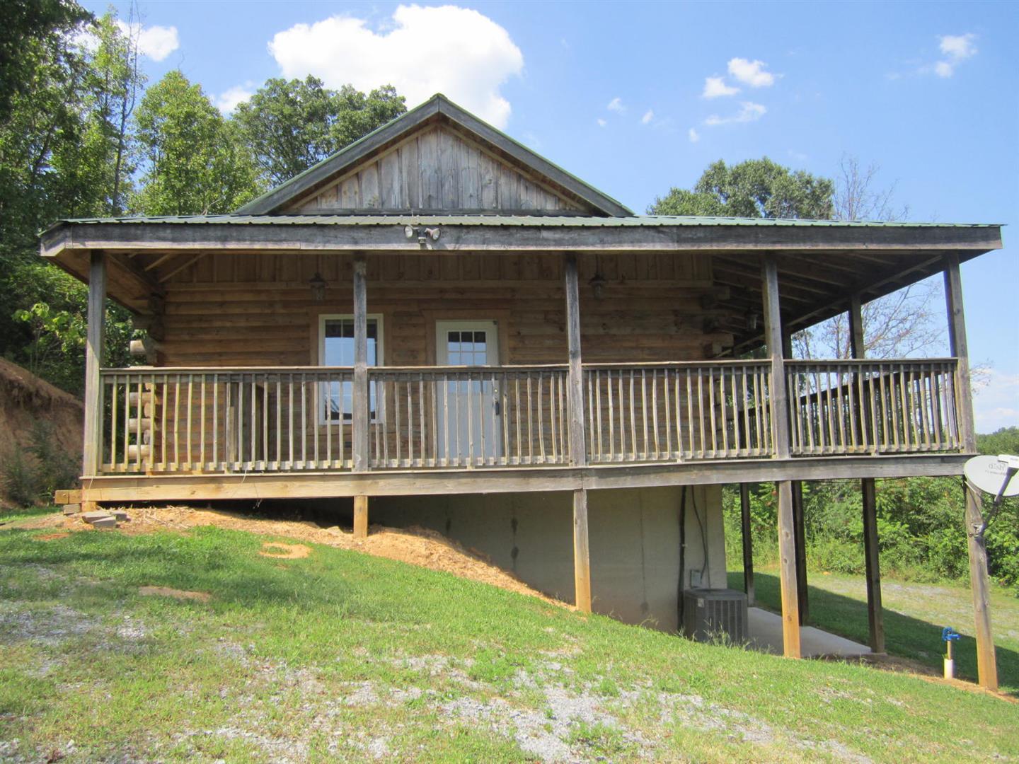 201 Old Mill Rd, Rydal, GA 30171 photo 1