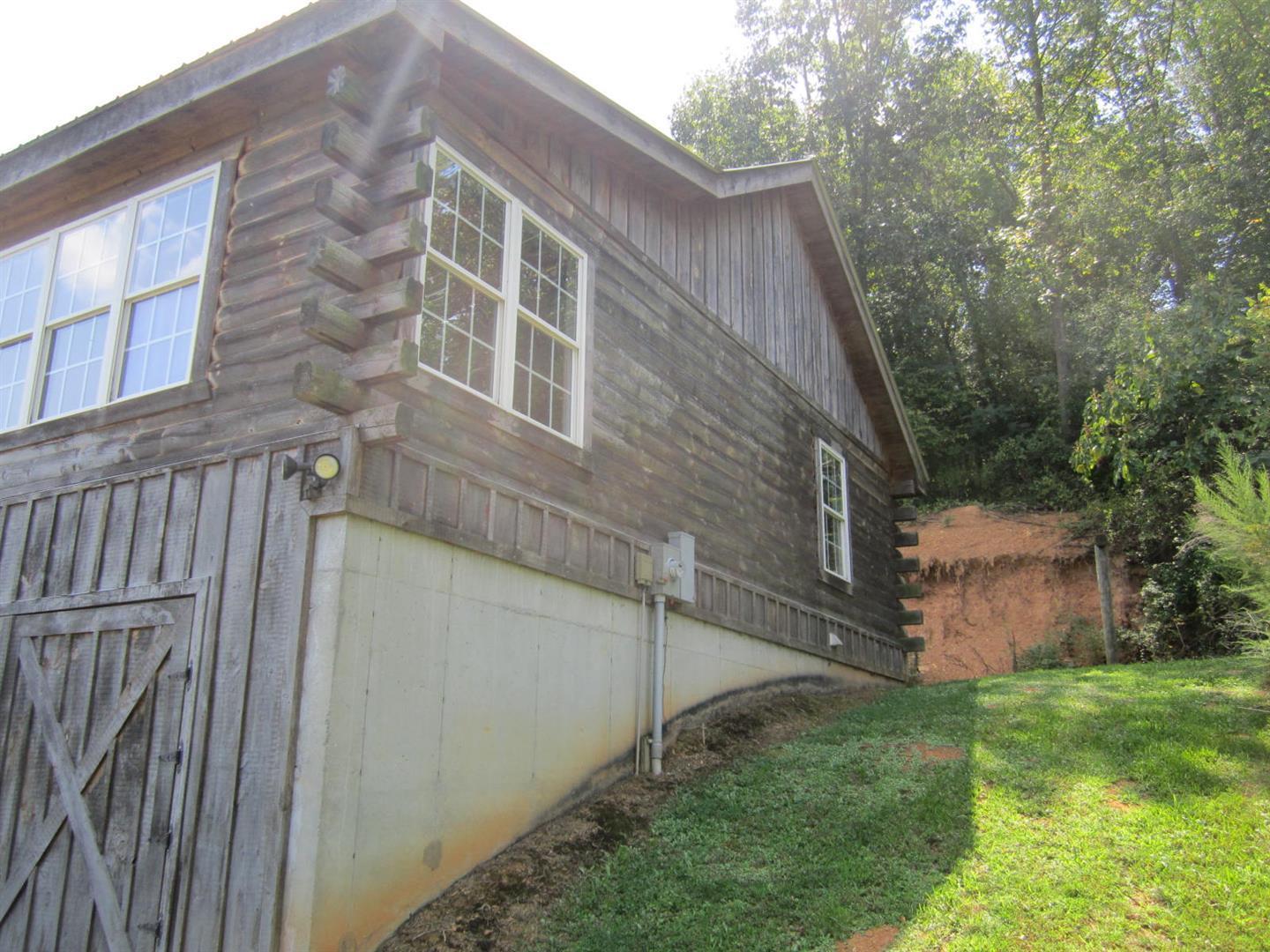 201 Old Mill Rd, Rydal, GA 30171 photo 3