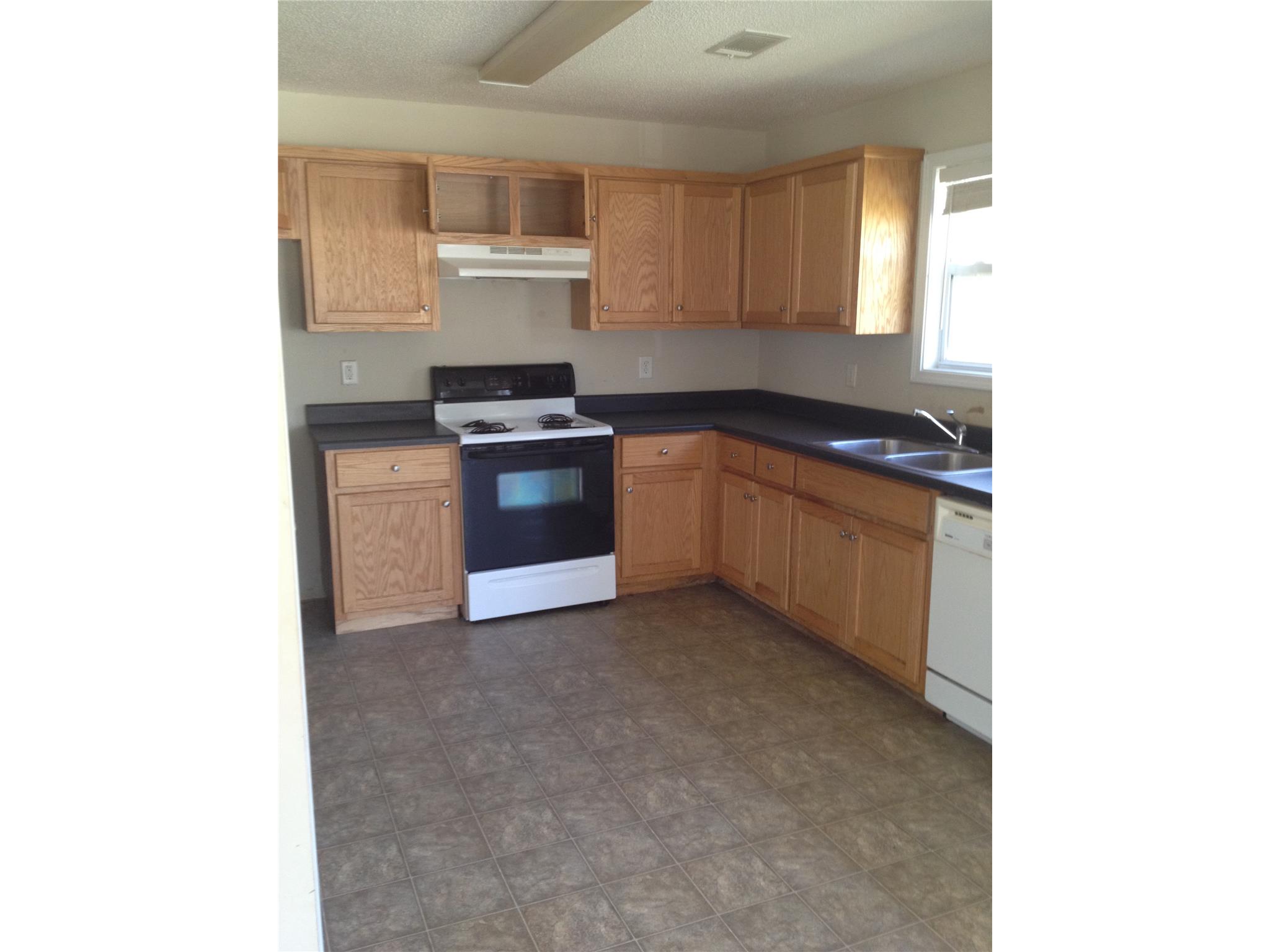 54 Sidetrack Cir, Comer, GA 30629 photo 4