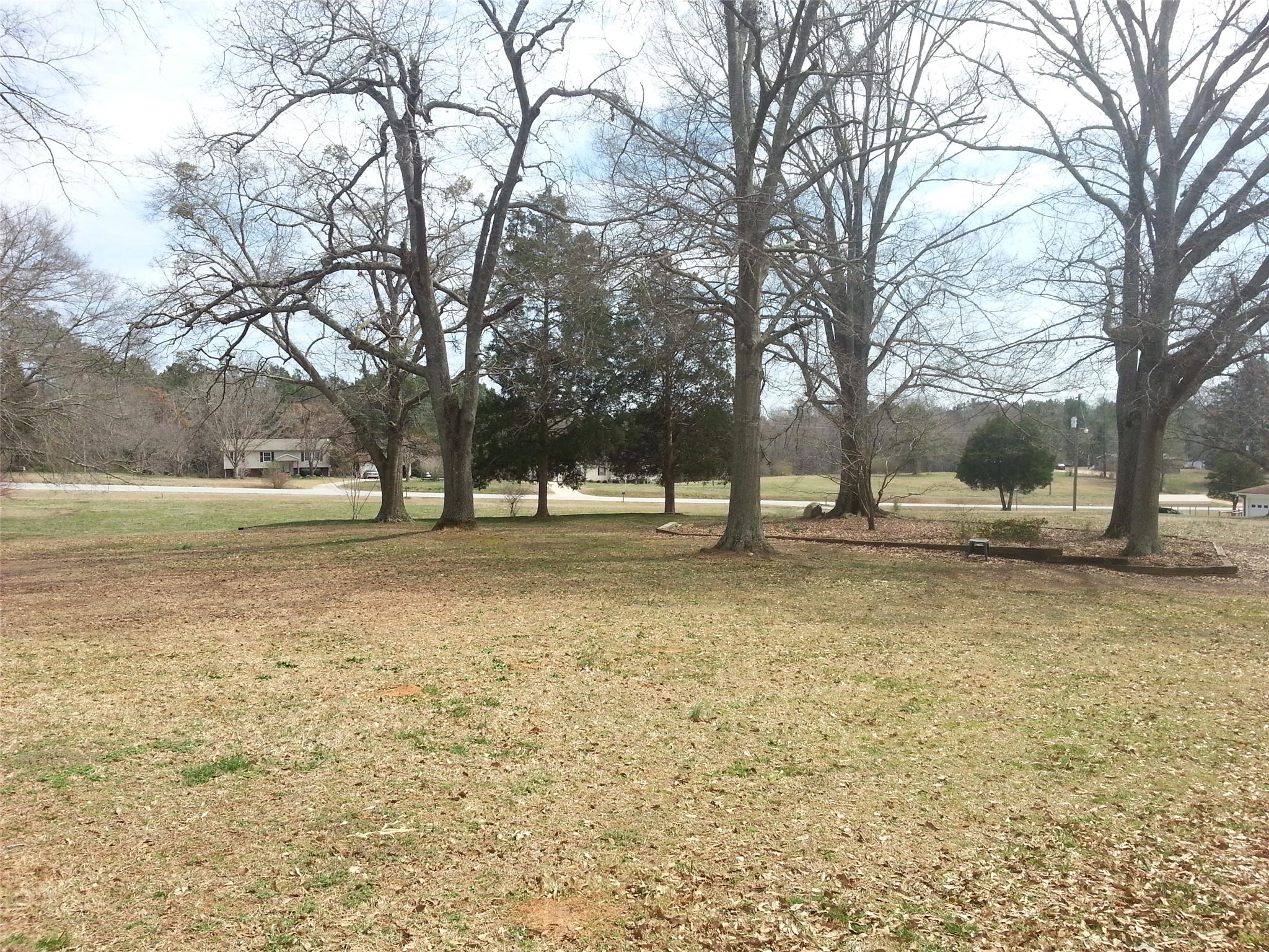 1024 Barnesville Rd, Griffin, GA 30224 photo 3