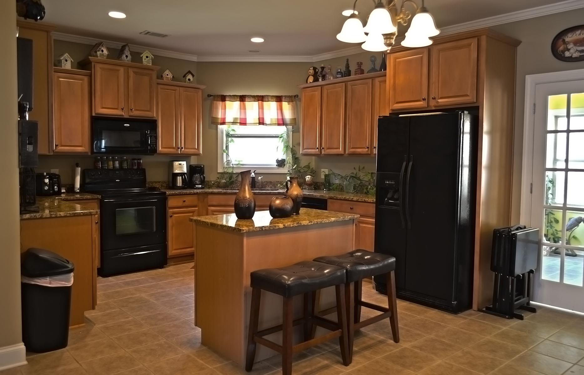 731 Tuxedo Dr, Commerce, GA 30530 photo 9