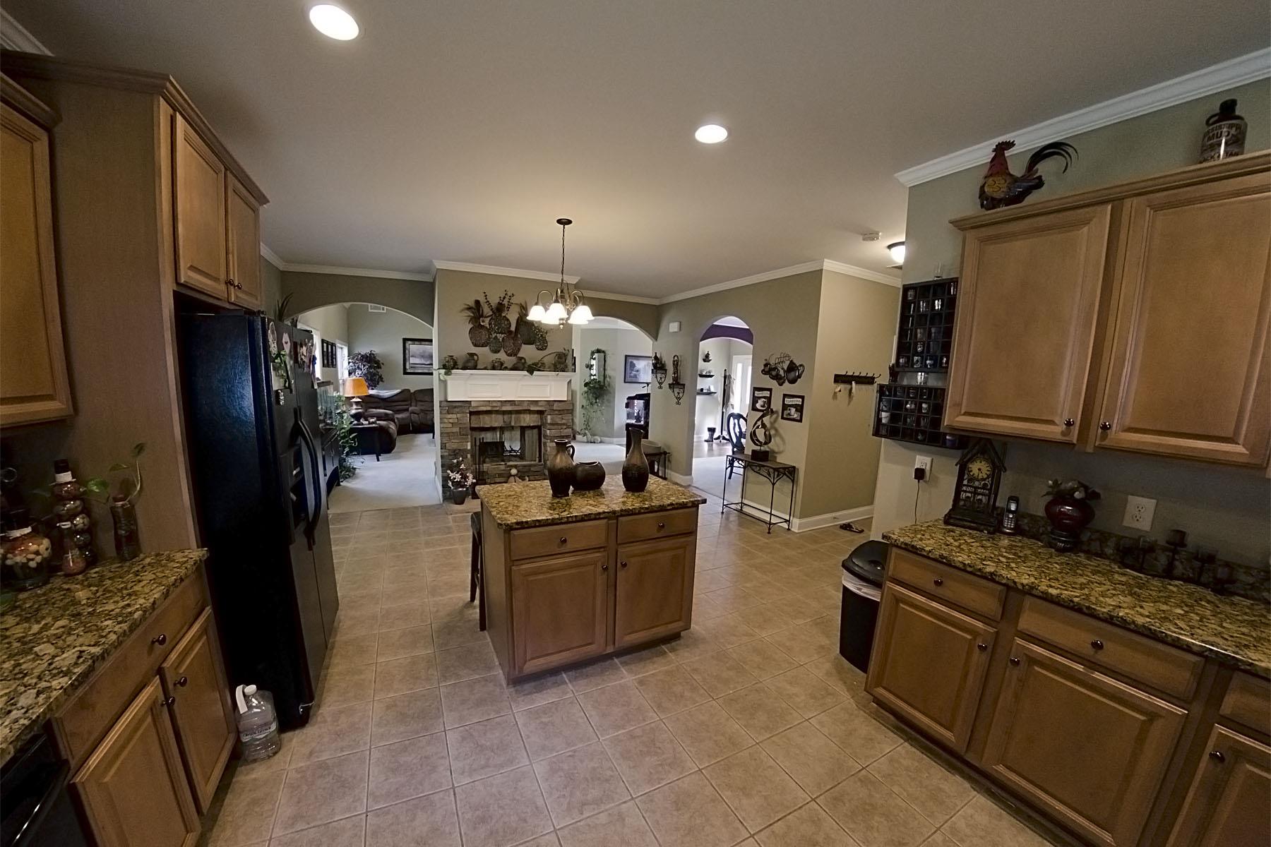 731 Tuxedo Dr, Commerce, GA 30530 photo 8