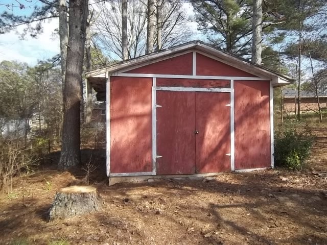 6200 Monica Dr, Morrow, GA 30260 photo 4