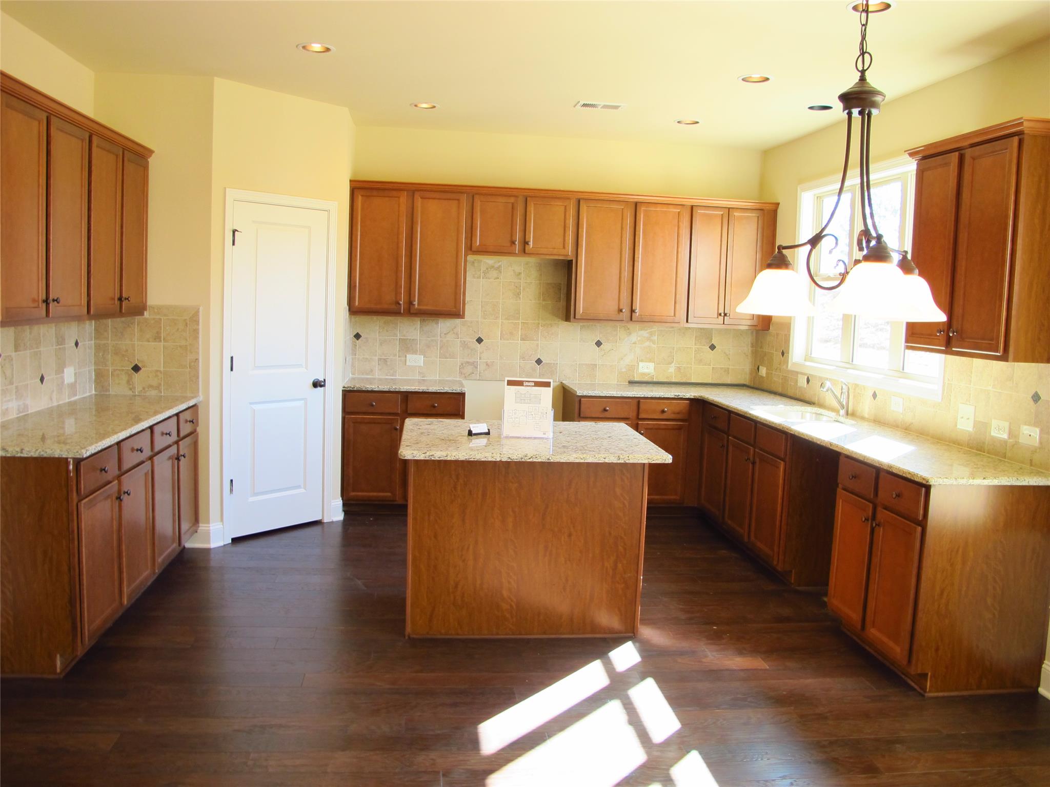 955 Crescent Ridge Dr, Buford, GA 30518 photo 9