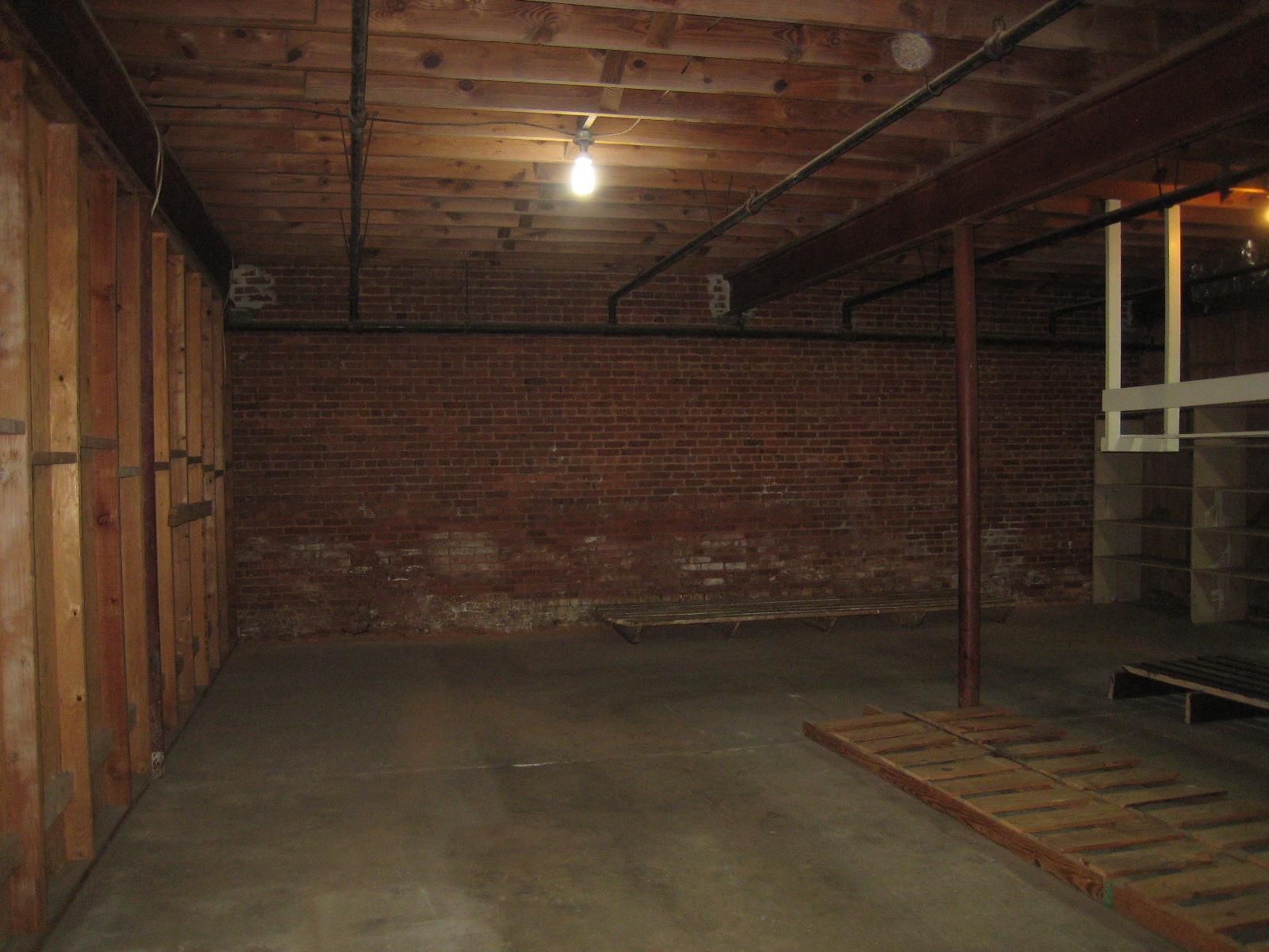 308 N Center St, Thomaston, GA 30286 photo 18