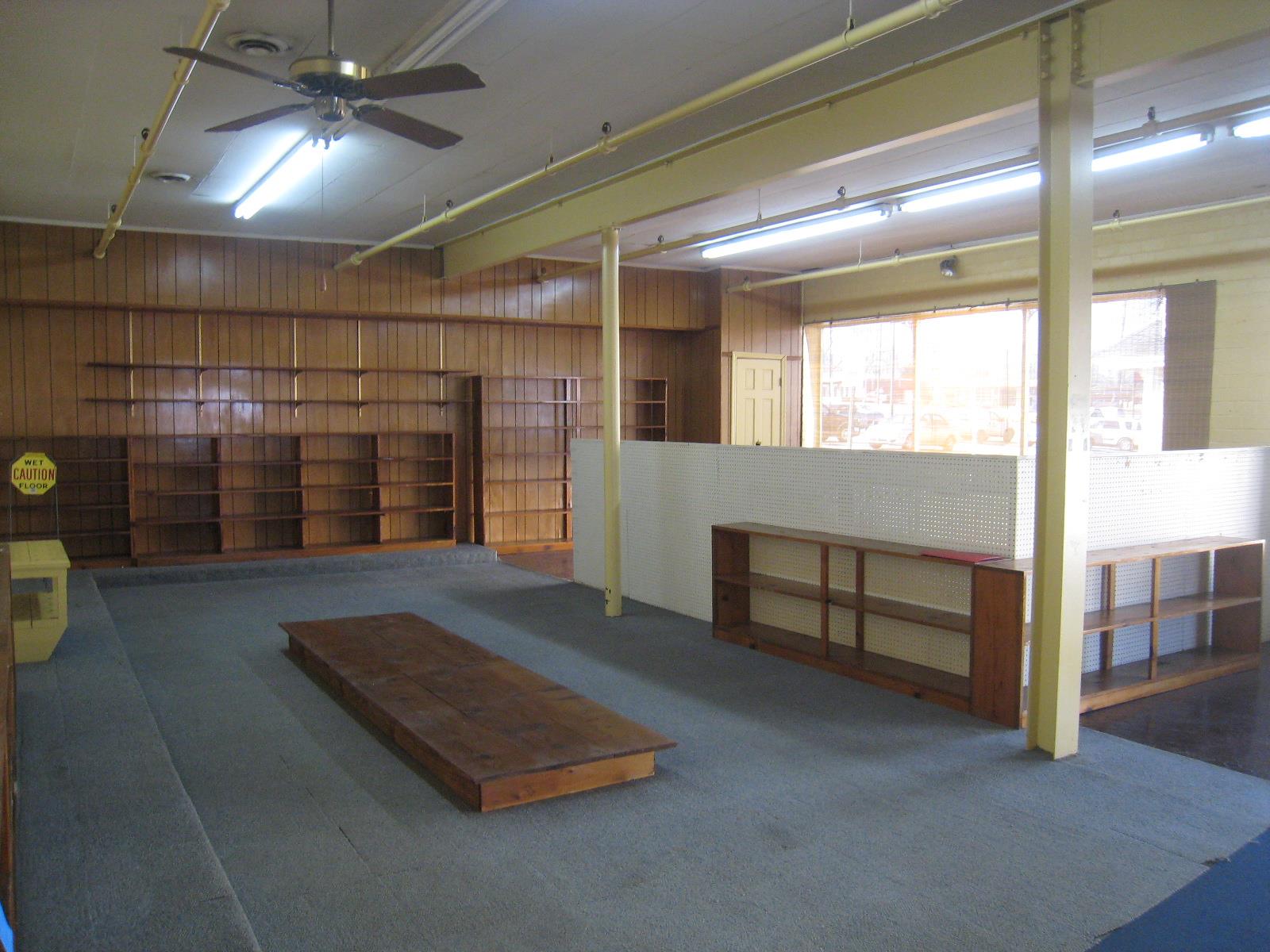 308 N Center St, Thomaston, GA 30286 photo 11