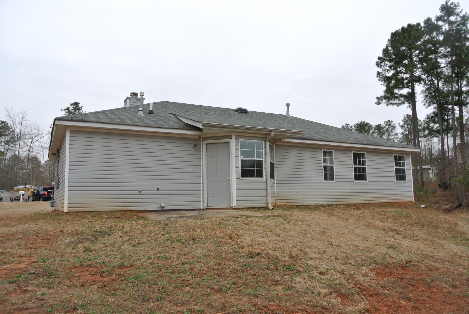 4 Ruby Ct, Grantville, GA 30220 photo 3