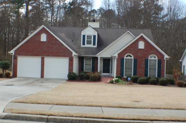 3660 Mcclure Woods Dr, Duluth, GA 30096 photo 1