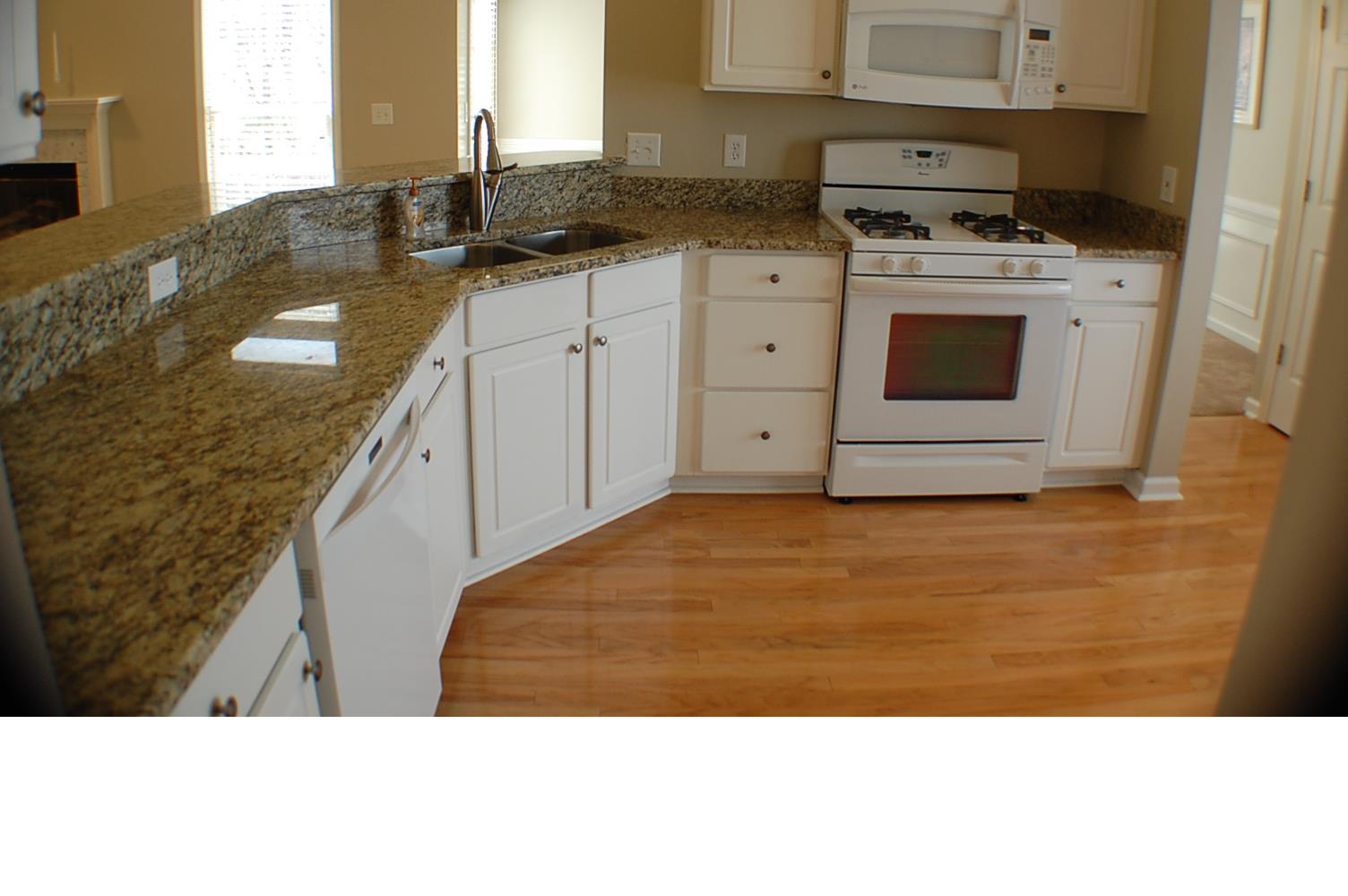 3660 Mcclure Woods Dr, Duluth, GA 30096 photo 12