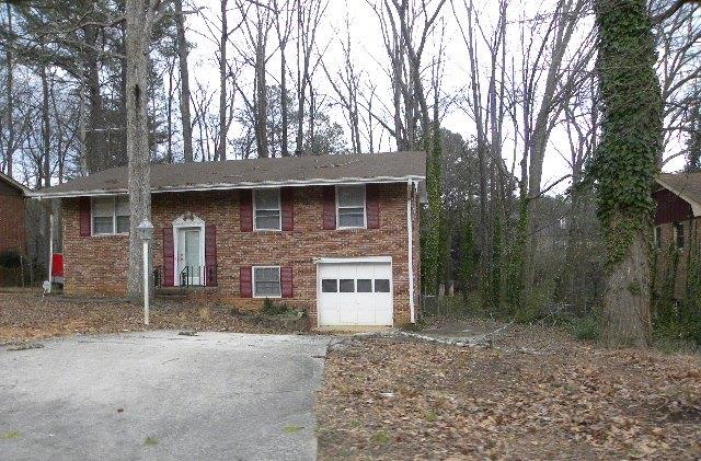 6504 Rabun Rd, Morrow, GA 30260 photo 1