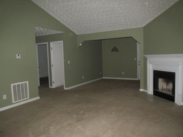 32 Savannah Place Dr, Lagrange, GA 30240 photo 3