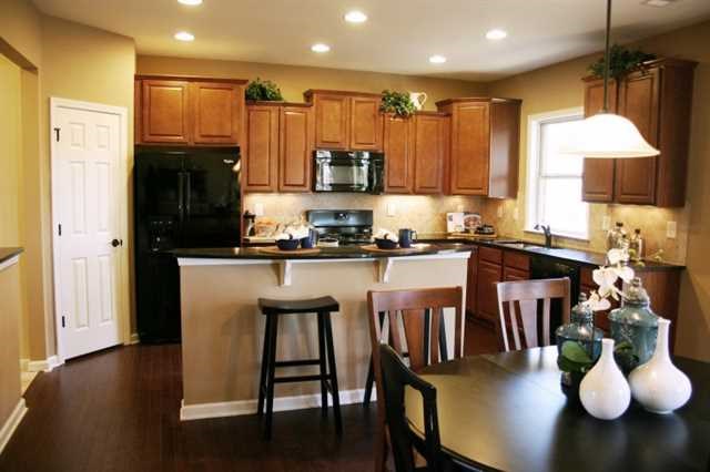47 Daniel Creek Ln, Suwanee, GA 30024 photo 5