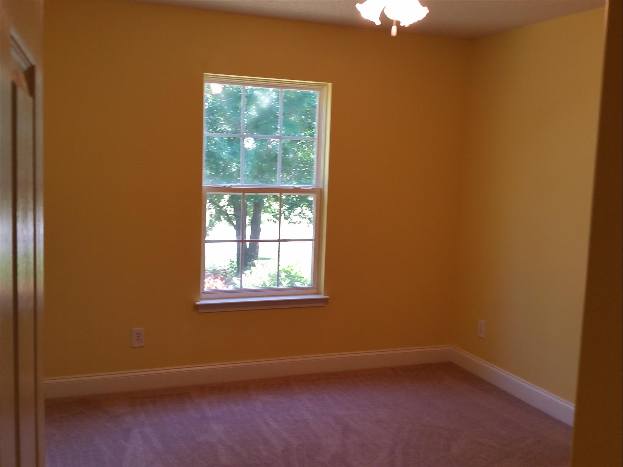 122 Lambdin Cir, Barnesville, GA 30204 photo 12