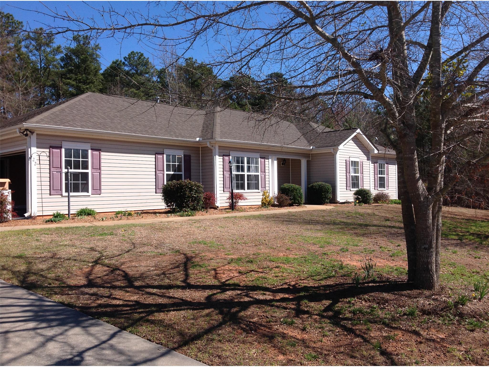 122 Lambdin Cir, Barnesville, GA 30204 photo 1