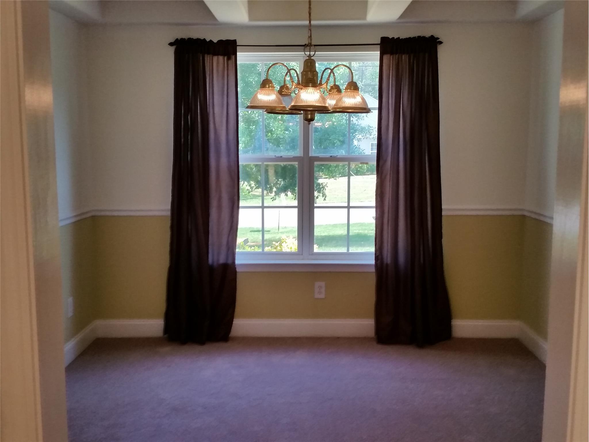 122 Lambdin Cir, Barnesville, GA 30204 photo 9