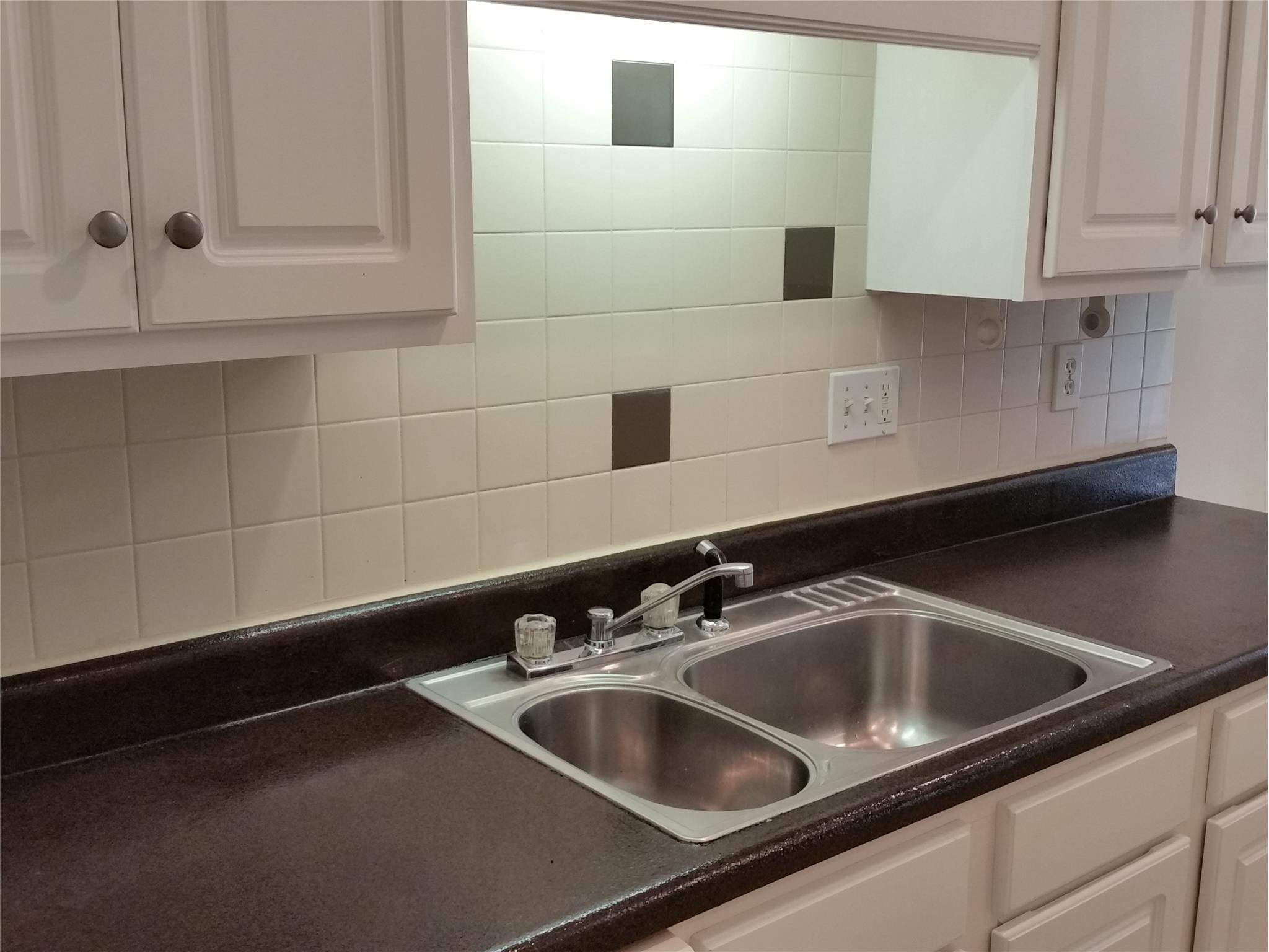 122 Lambdin Cir, Barnesville, GA 30204 photo 7