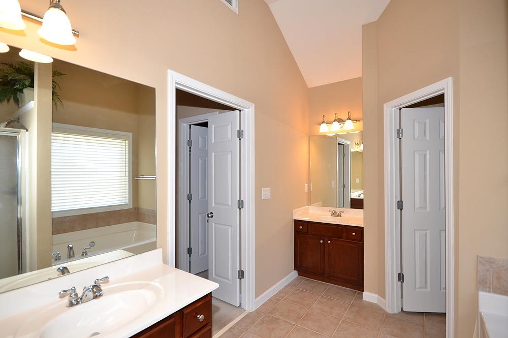 3341 Lost Meadows Ln, Buford, GA 30519 photo 14