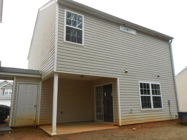 1085 Lakeside Cir, Covington, GA 30016 photo 2