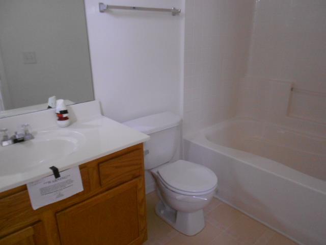 1085 Lakeside Cir, Covington, GA 30016 photo 8
