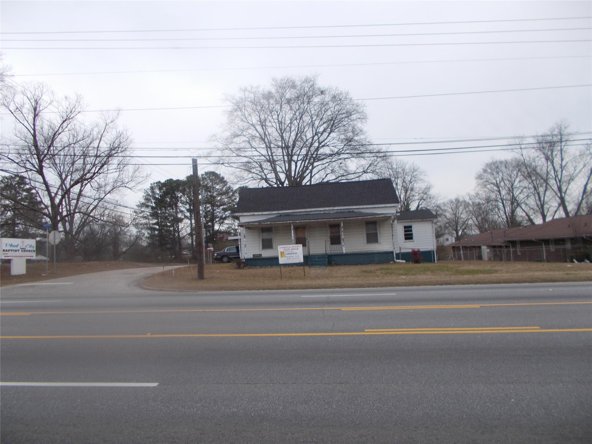 2101 Broad Ave, Lanett, AL 36863 photo 1