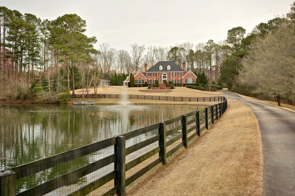 15765 Hamby Rd, Alpharetta, GA 30004 photo 1