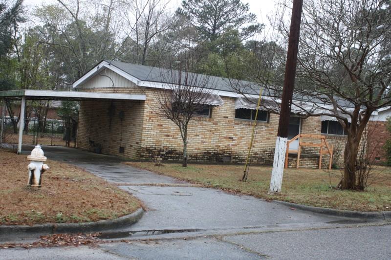 808 Pierce, Dublin, GA 31021 photo 2