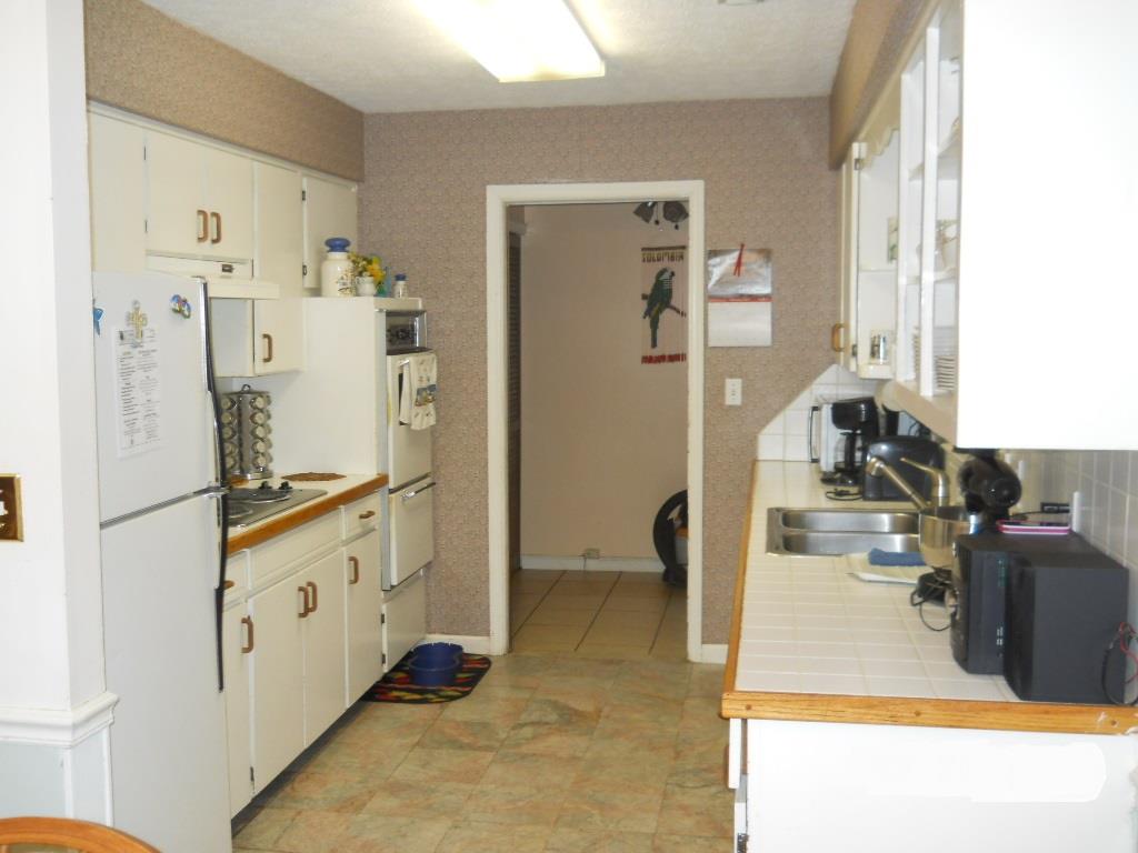 106 Oakdale Dr, Lagrange, GA 30240 photo 4