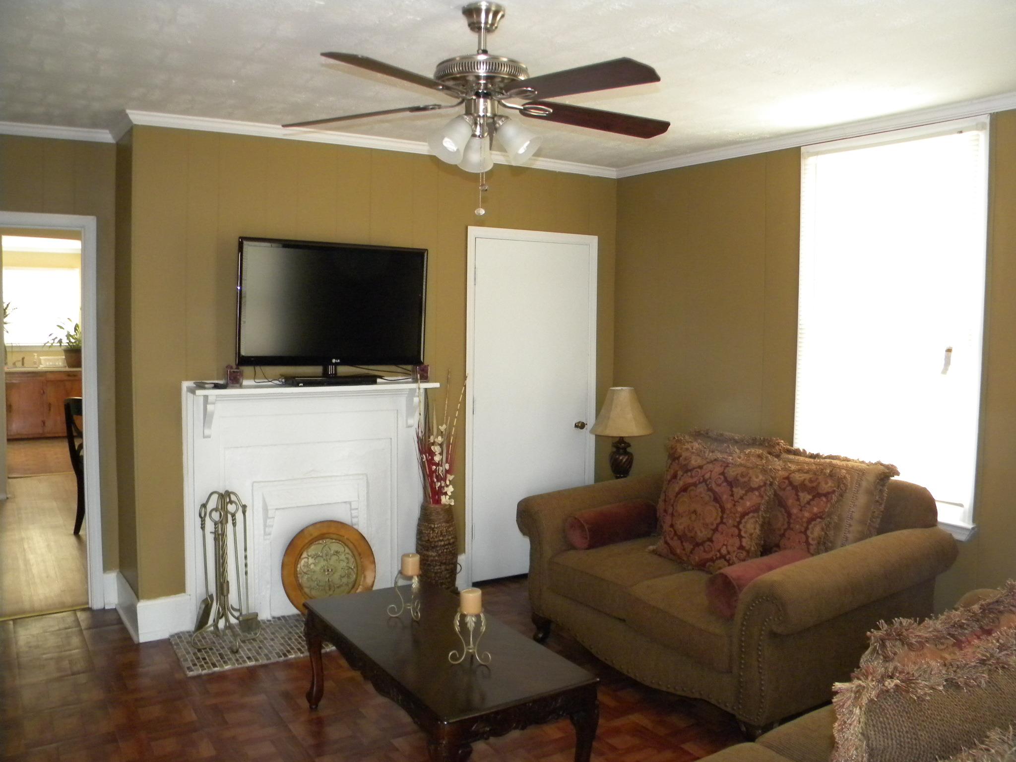 410 Lincoln St, Lagrange, GA 30240 photo 2