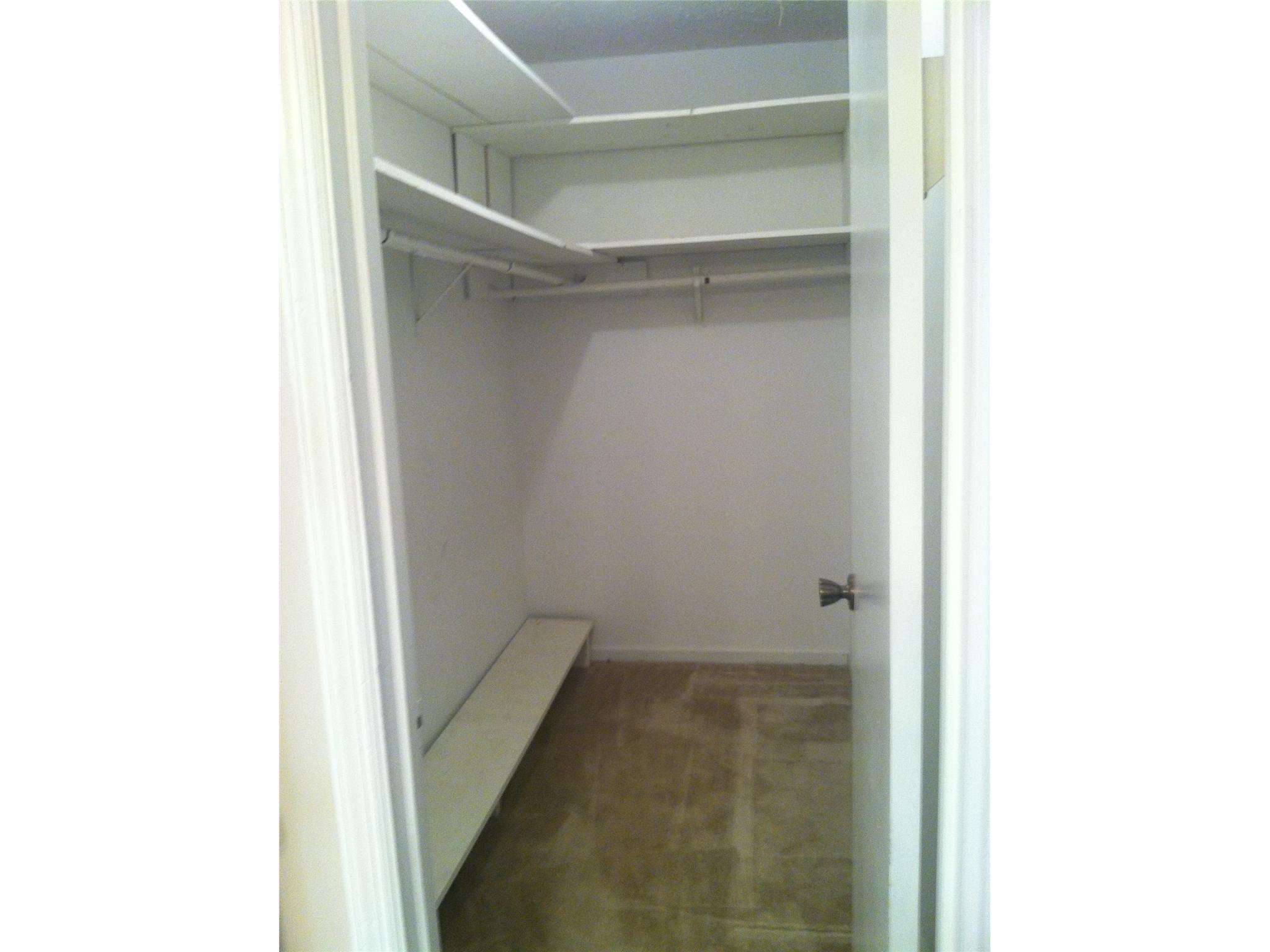 4827 Bexley Dr, Stone Mountain, GA 30083 photo 13