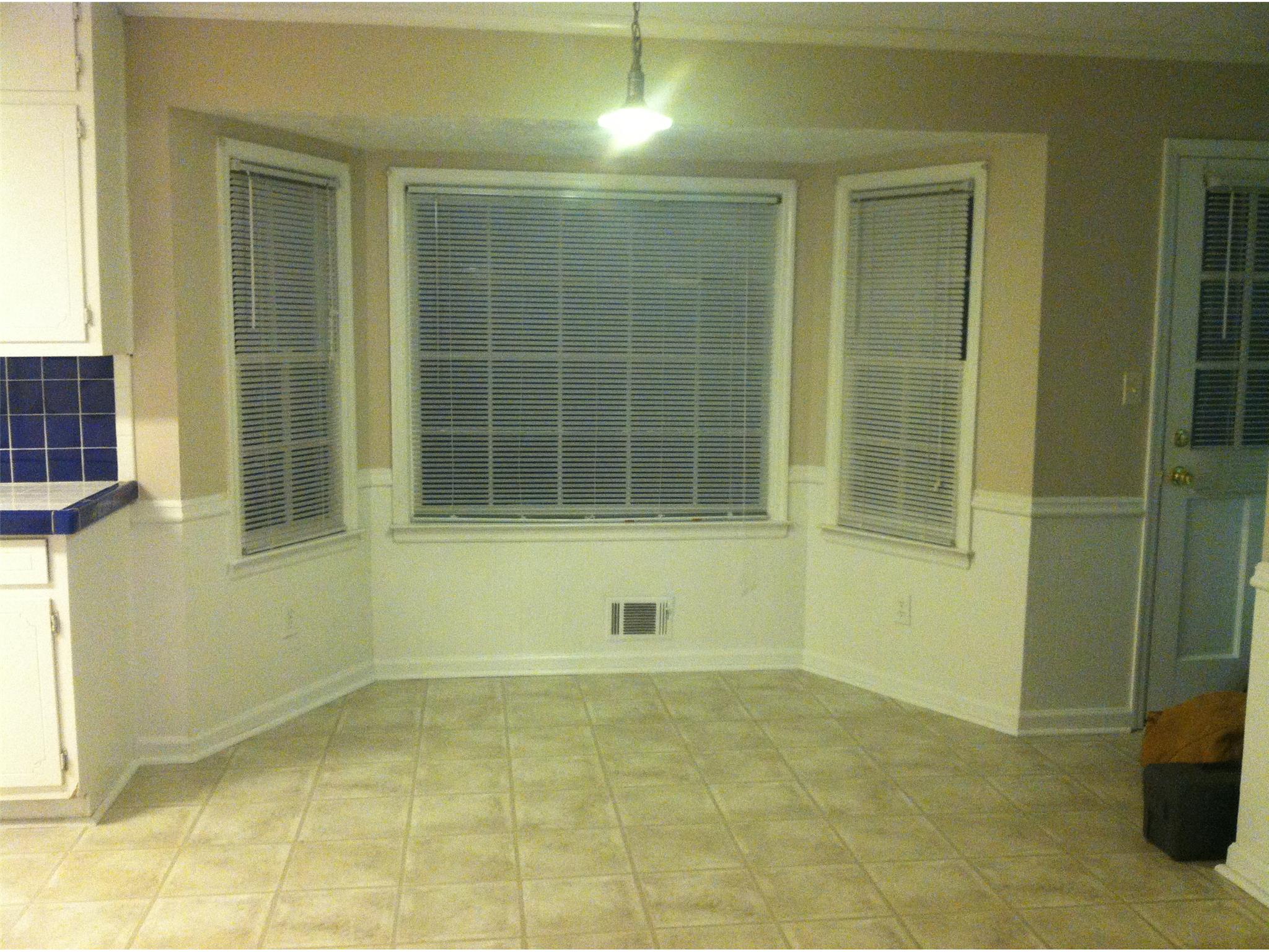 4827 Bexley Dr, Stone Mountain, GA 30083 photo 8