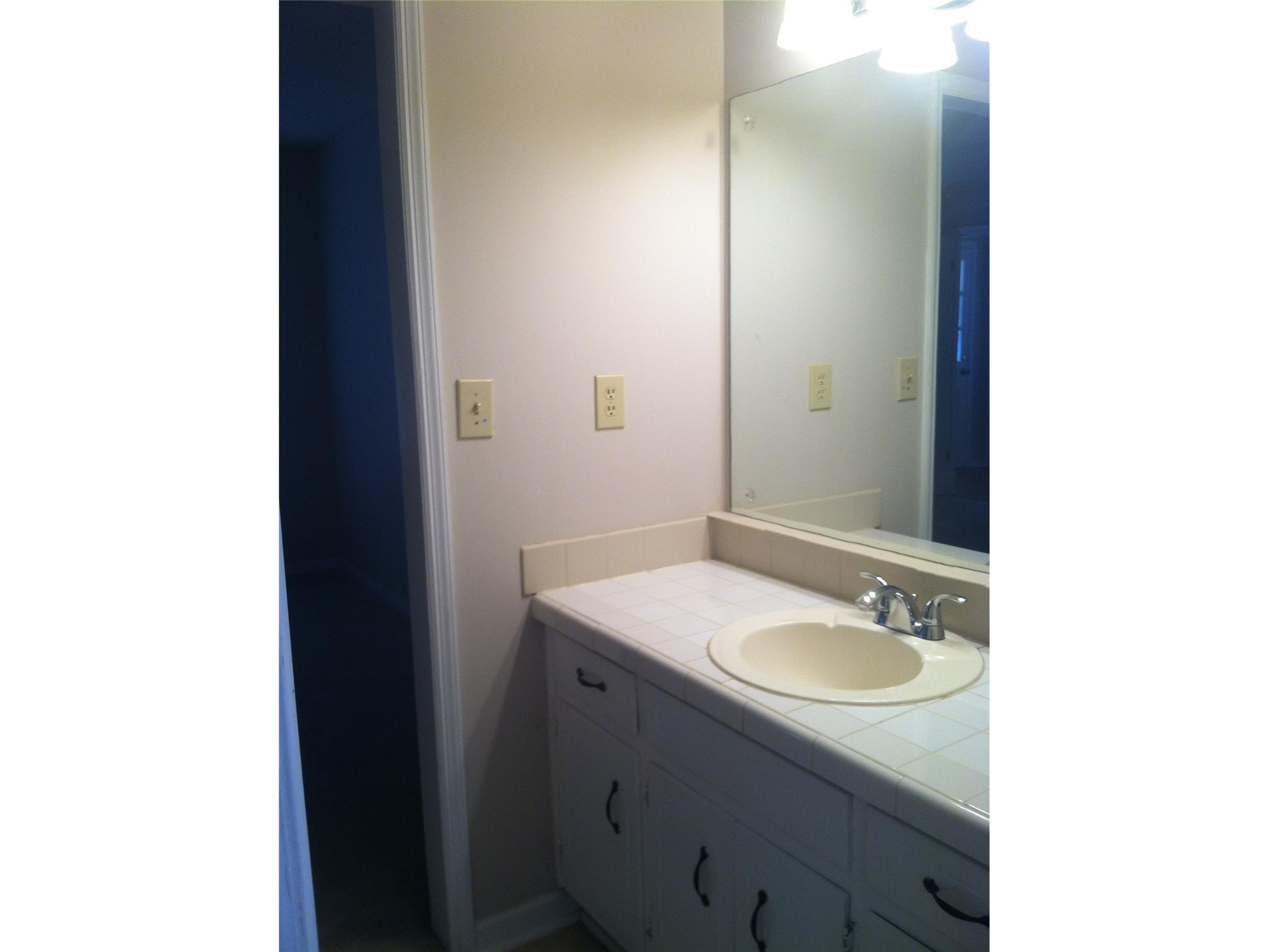 4827 Bexley Dr, Stone Mountain, GA 30083 photo 11