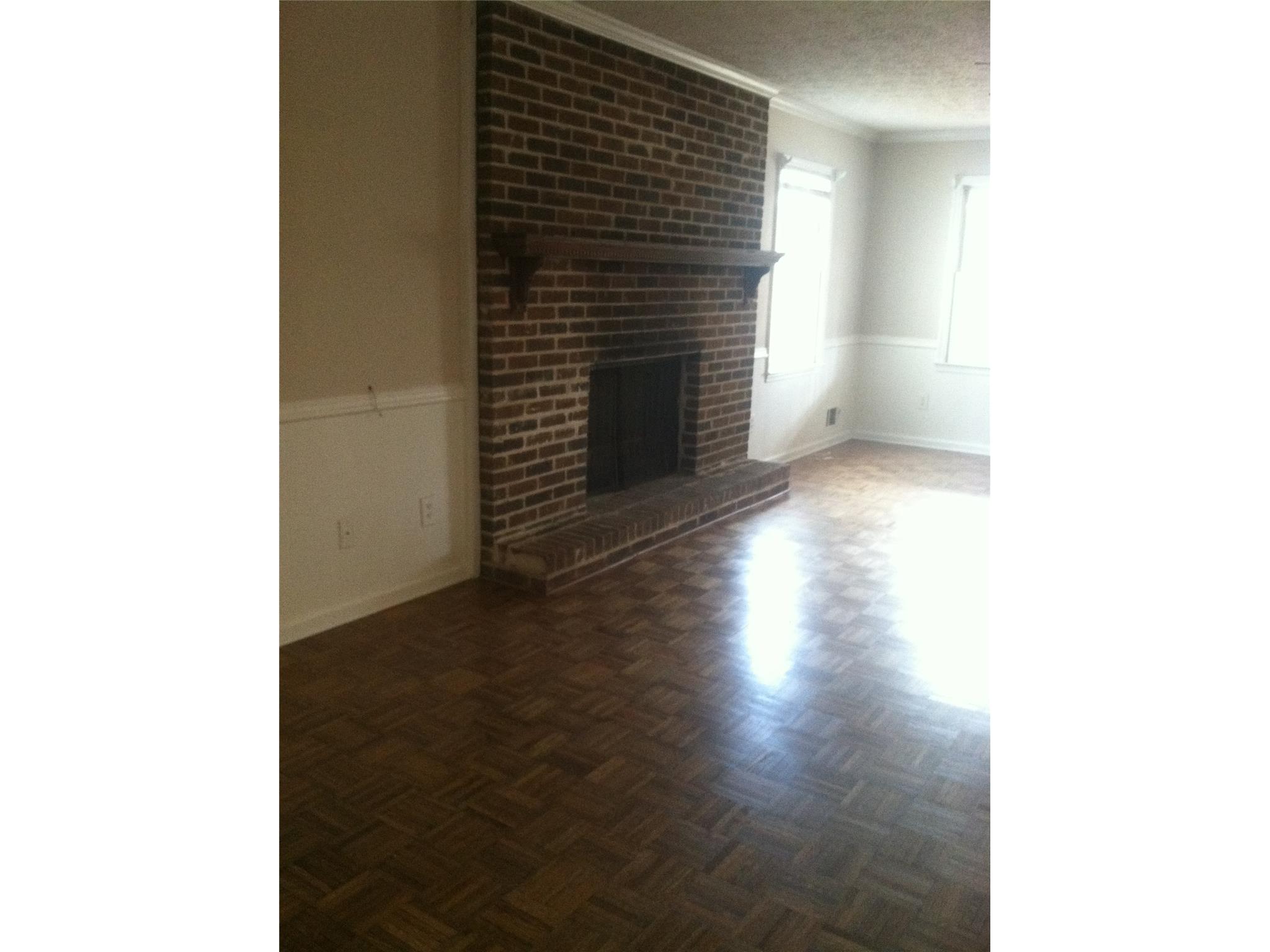 4827 Bexley Dr, Stone Mountain, GA 30083 photo 5