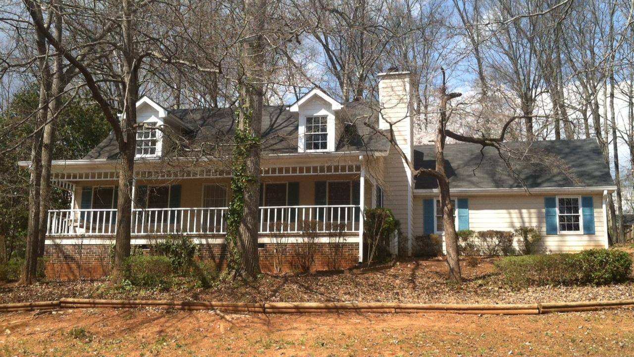 4827 Bexley Dr, Stone Mountain, GA 30083 photo 1