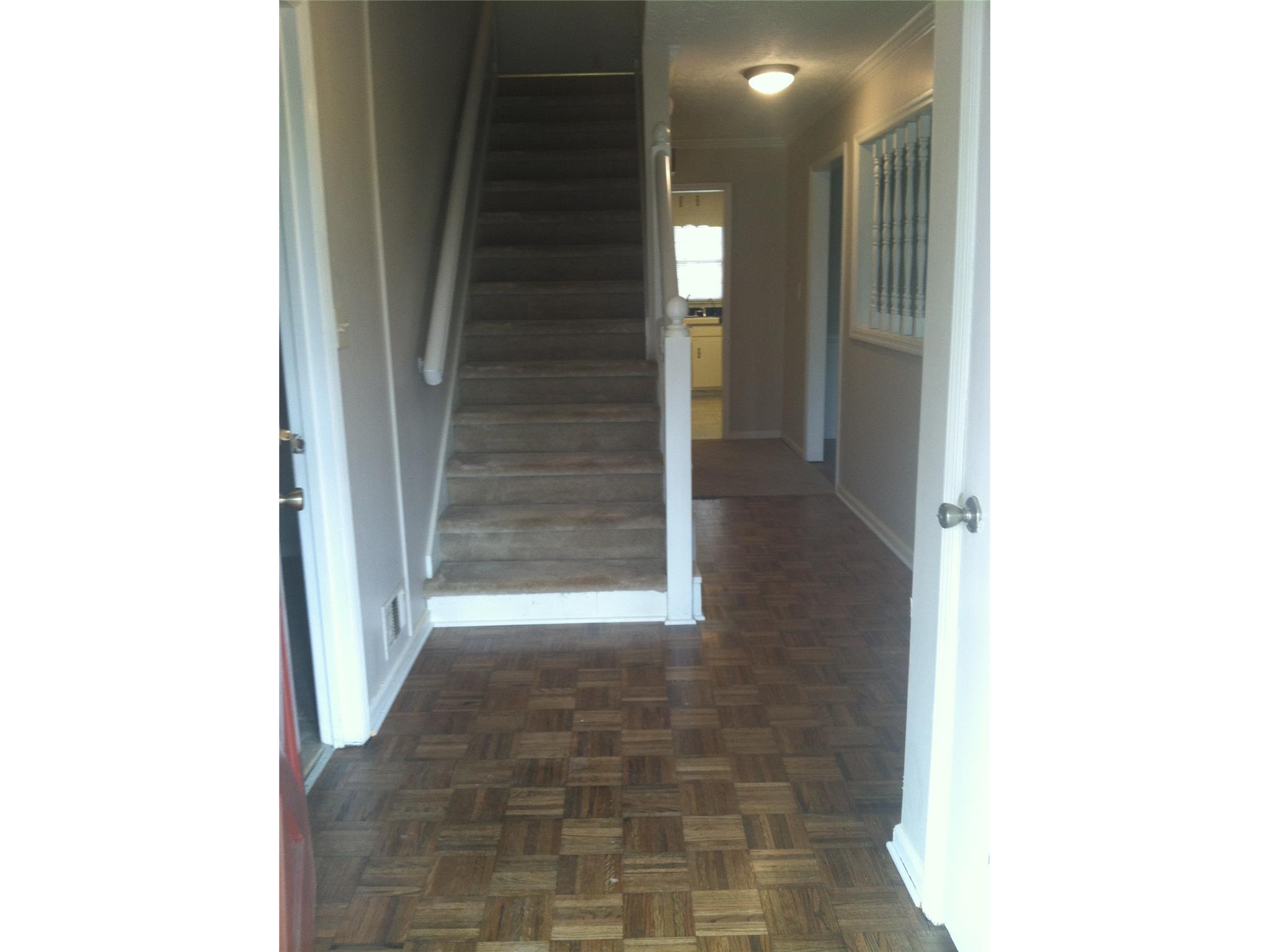 4827 Bexley Dr, Stone Mountain, GA 30083 photo 3