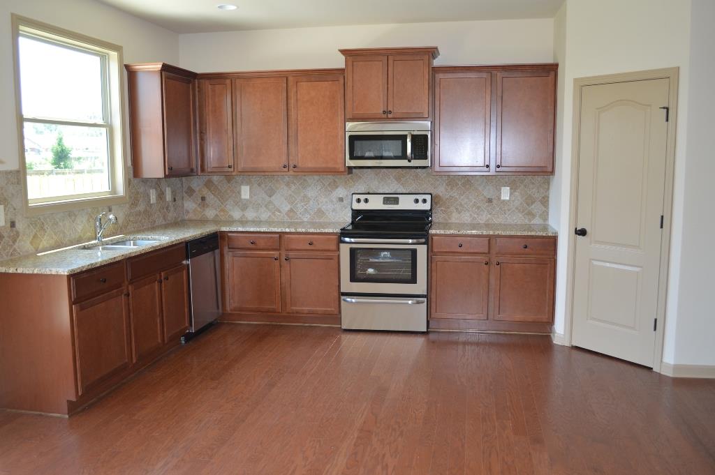 4282 Suwanee Mill Dr, Buford, GA 30518 photo 8