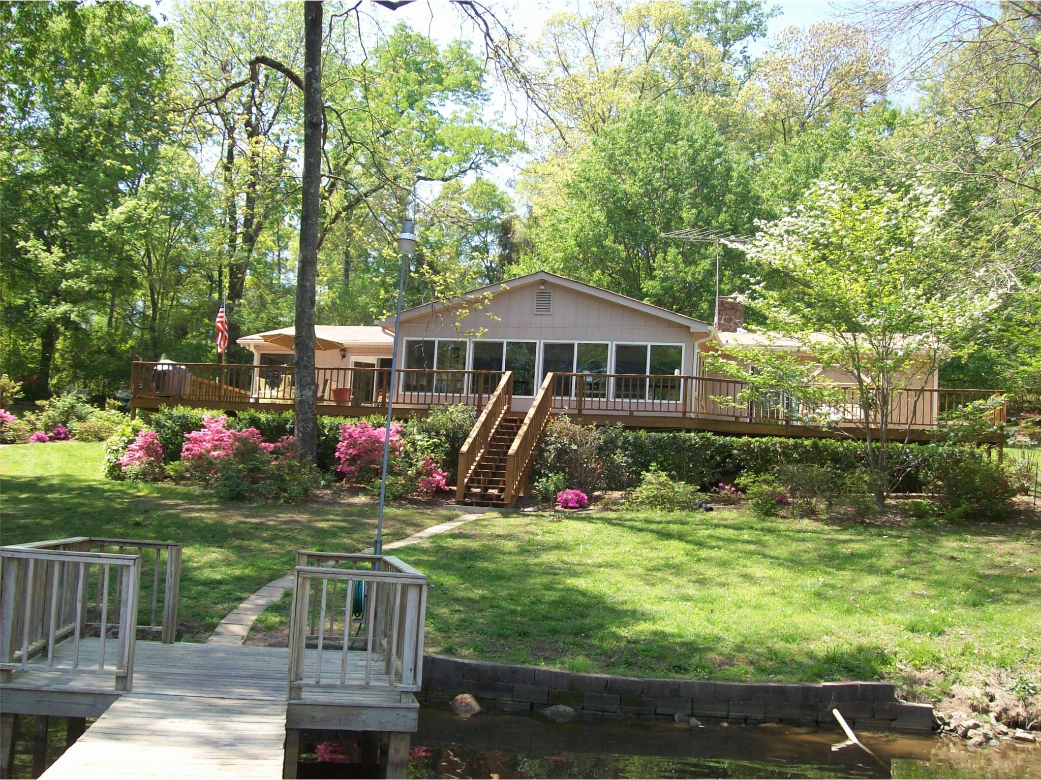 114 Hickory Dr, Jackson, GA 30233 photo 1