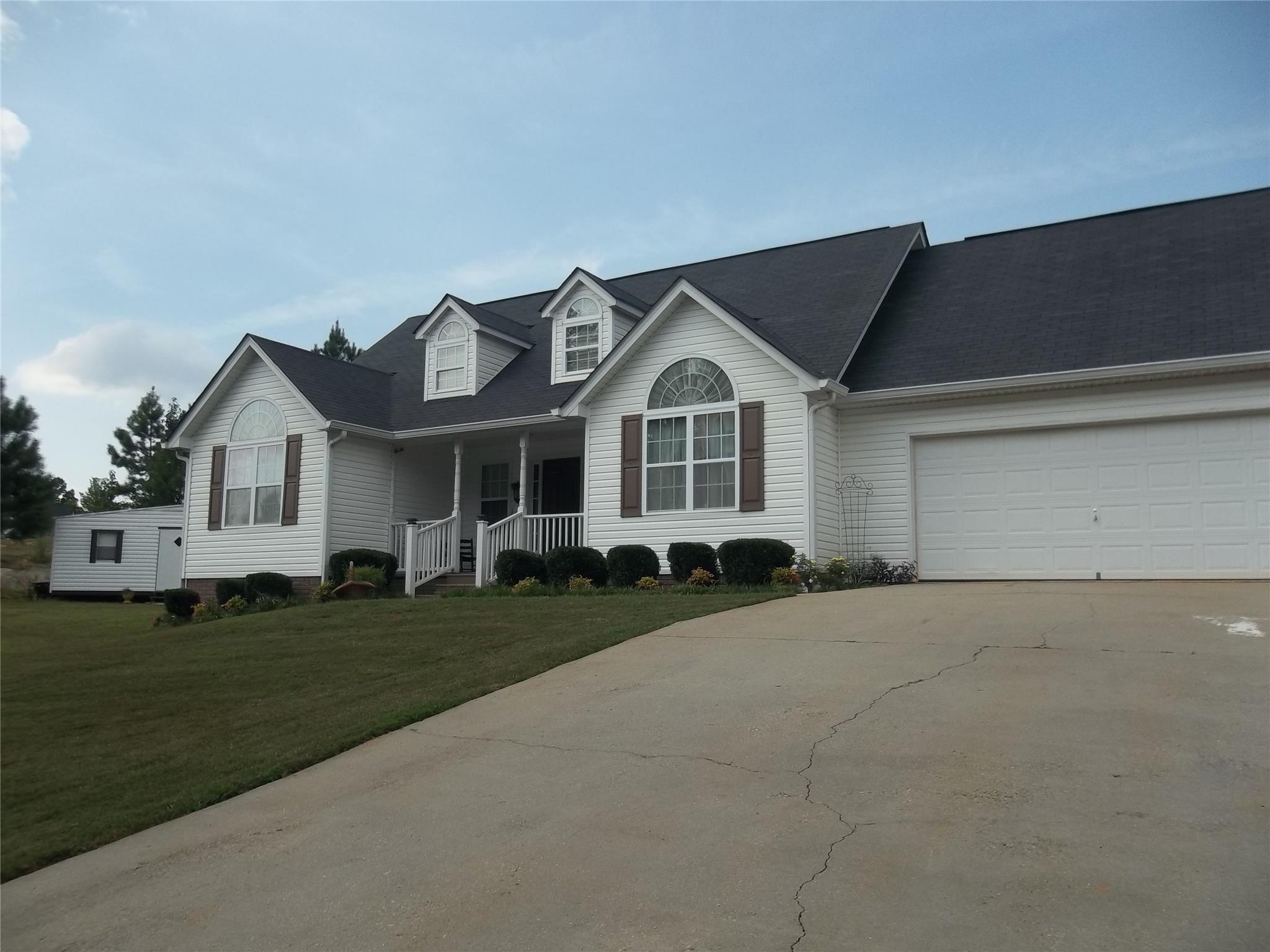 667 Leonard Rd, Lagrange, GA 30241 photo 1