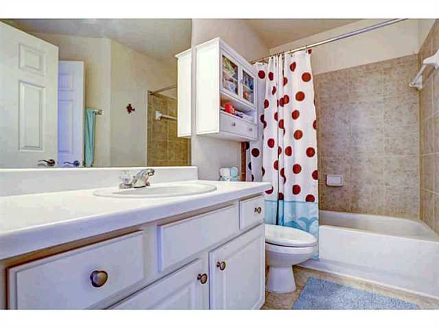 150 Hammersmith Dr, Suwanee, GA 30024 photo 20