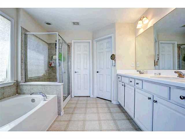 150 Hammersmith Dr, Suwanee, GA 30024 photo 16