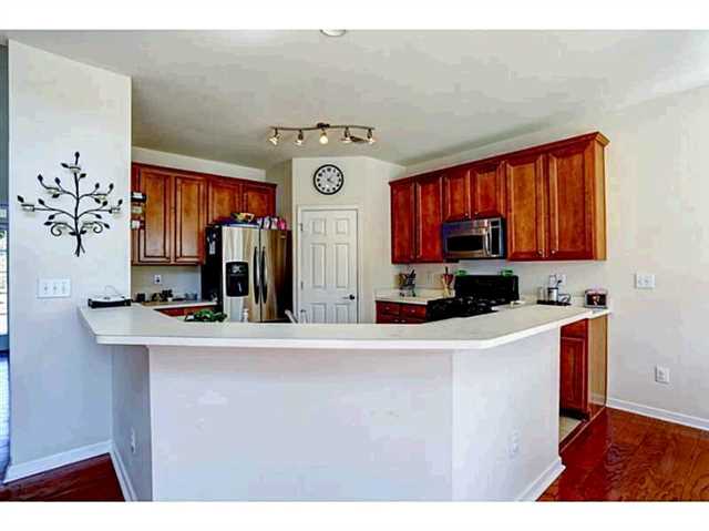 150 Hammersmith Dr, Suwanee, GA 30024 photo 6