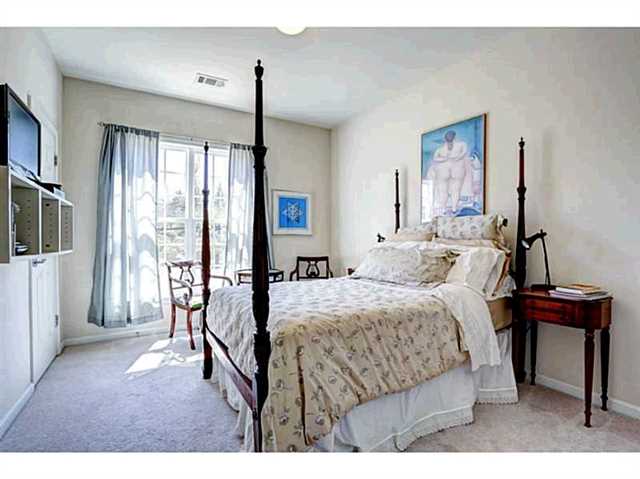 150 Hammersmith Dr, Suwanee, GA 30024 photo 17
