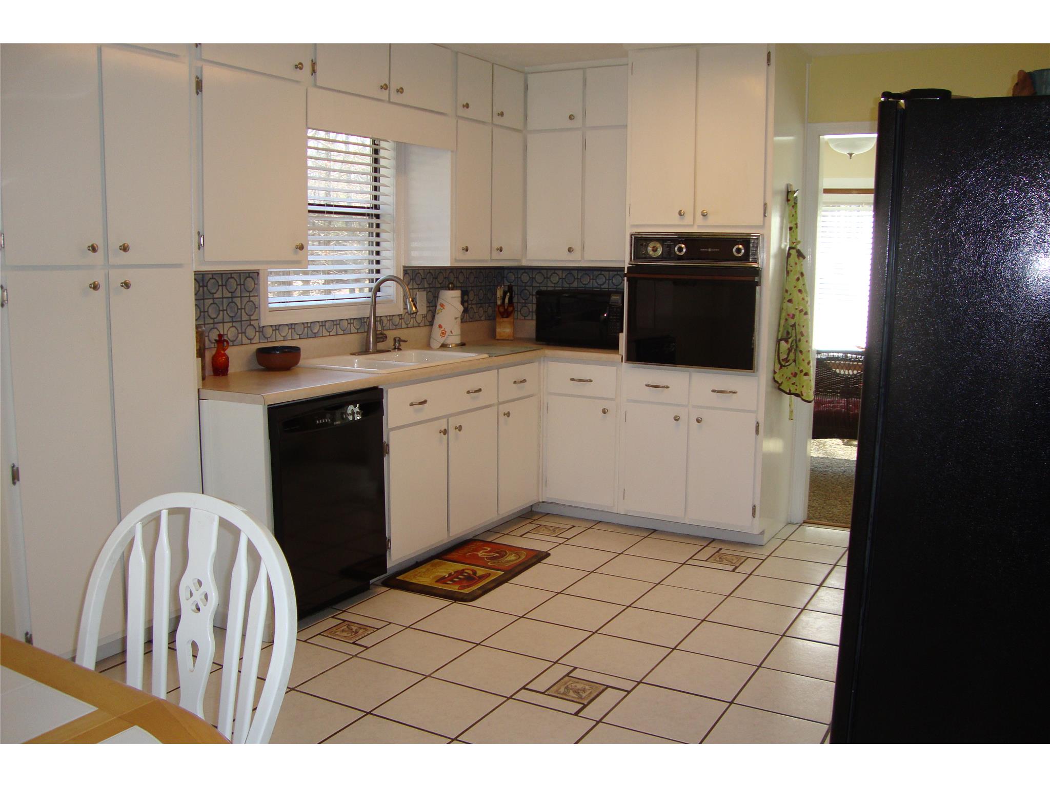 2820 Pine Cone Ln, Duluth, GA 30096 photo 9