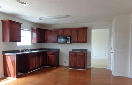 548 Vaughan Dr, Hampton, GA 30228 photo 9